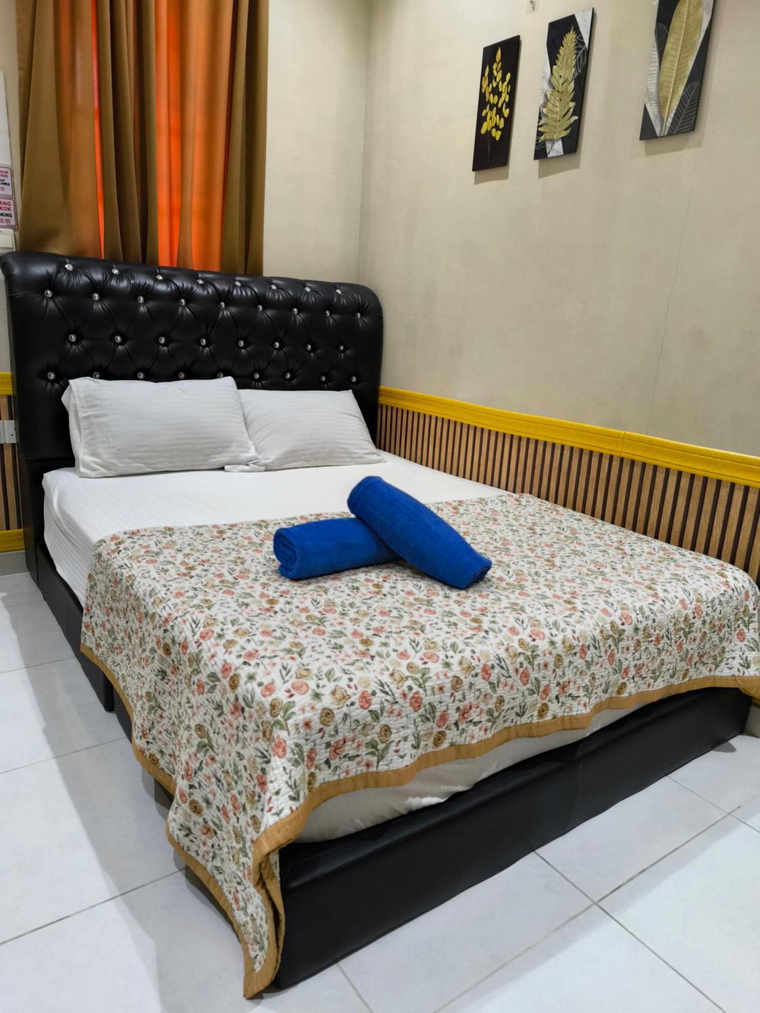 Desa Besut Inn Kampung Kuala Besut Quarto foto
