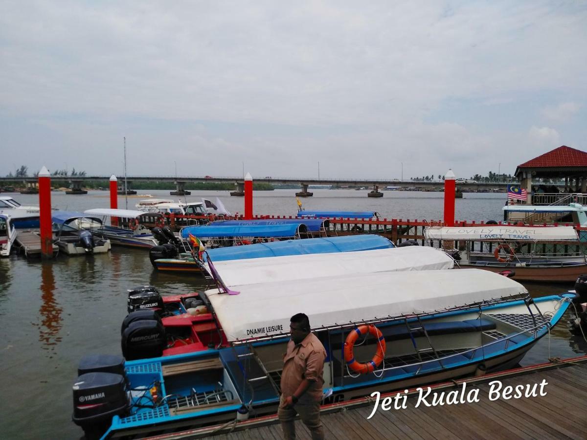 Desa Besut Inn Kampung Kuala Besut Exterior foto